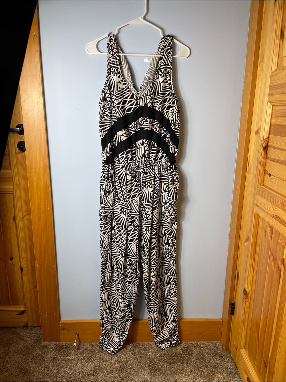 Xhilaration Black & White Geometric Print Sleeveless Jumpsuit